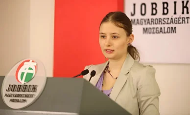 Dúró Dóra, a Jobbik párt képviselője Dúró Dóra fiatalon