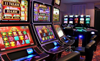 Machines à sous du Casino Circus de Vals les Bains.