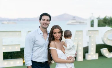 Η Ελένη Φουρέιρα με την οικογένειά της