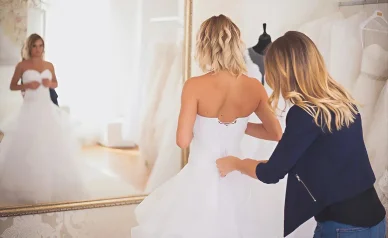 Esküvői ruha varrása megrendelésre