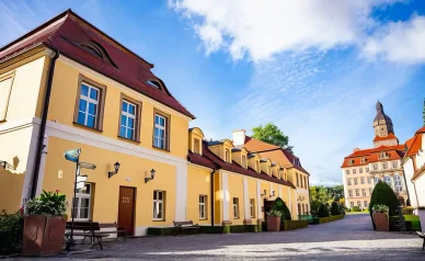 Hotel w zamku w Krzaju