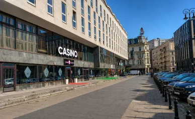 Lokalizacja Cristal Casino w Warszawie