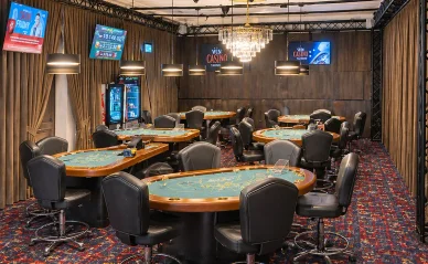 Sala gier w Win Casino Tarnów