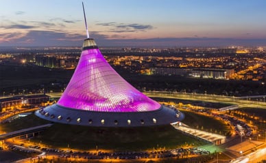 ТРЦ “Хан-Шатыр”