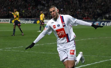 Karim Benzema jeune à l’Olympique Lyonnais.