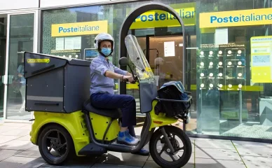 Consegna tramite corriere Poste Italiane