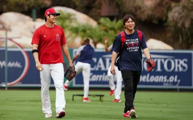 通訳者として 水原一平と大谷翔平