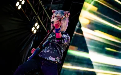 出演アーティスト MAN WITH A MISSION