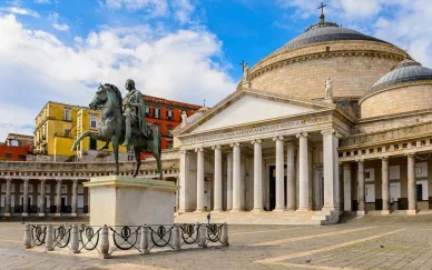 Αρχιτεκτονική της Νάπολης