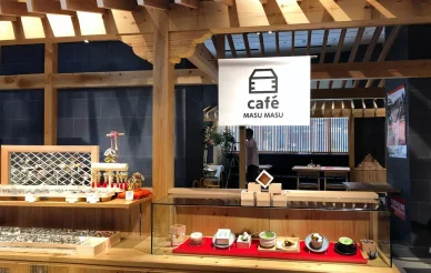 EDOCCO CAFE MASU MASU(マスマス) 神田明神 EDOCCO CAFE MASU MASU(マスマス)