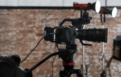 Transmisje internetowe AJCTV — kamera SONY HXR-NX5E Kamera SONY — transmisje internetowe AJCTV