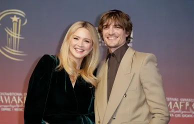 Virginie Efira Niels Schneider relation photo officielle. Virginie Efira et Niels Schneider couple photo événement.