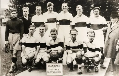 Équipe de l’Olympique Lillois, ancêtre du LOSC, championne de France 1933.