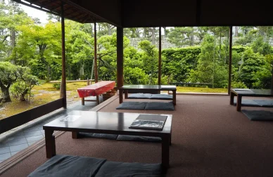 売店・カフェ 茶室「バラクアン」