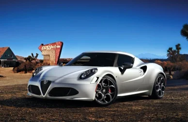 Automobile Alfa Romeo 4C Alfa Romeo 4C