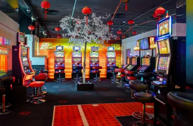 Machines à sous du Casino Barrière Le Touquet. Salle des machines à sous au Casino Barrière Le Touquet.