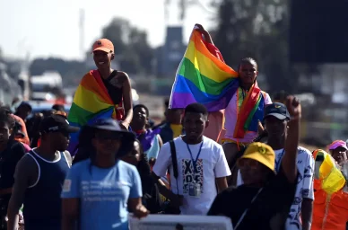 Défilé LGBT Afro-caribéens Arc-en-ciel d’Afrique.