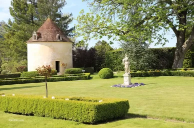 Jardins du Château de Beaulon.