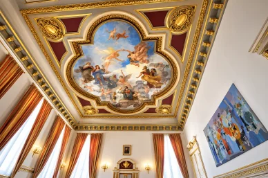 Décoration intérieure de l'Hôtel de ville de Limoges. Plafond peint de l'Hôtel de ville de Limoges.