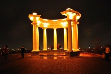 Біла Альтанка, Полтава