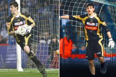 Тібо Куртуа, воротар, матс проти «Гента» 2009 рік Тібо Куртуа