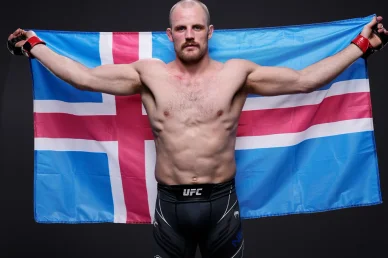 Gunnar "Gunni" Nelson - Icelandic fighter Gunnar Nelson