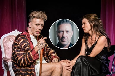Mikael Persbrandt som Argon och Ellen Jelinek som hans dotter i Stefan Larssons uppsätting av Molières Den inbillade sjuke på Maximteatern. Mikael Persbrandt som Argon och Ellen Jelinek som hans dotter i Stefan Larssons uppsätting av Molières Den inbillade sjuke på Maximteatern.