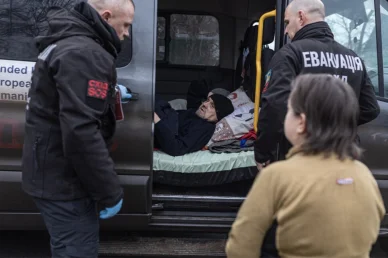 Волонтери «Схід SOS» евакуюють людей