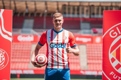 Кар’єра Артема Довбика