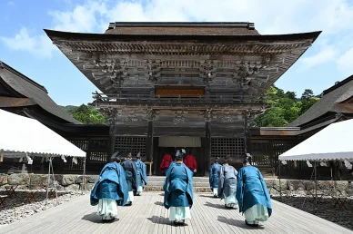天皇陛下の御幣物を奉る～ 出雲大社大祭礼