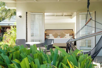 Отель Fiji Hideaway Resort & Spa 