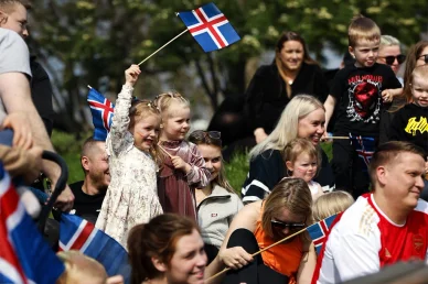 Iceland National Day: Independence Day on 17 June People celebrate