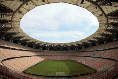 كأس الخليج العربي: الملاعب الرياضية الكبرى لاستضافة المباريات الإقليمية كأس الخليج العربي: ملعب كرة القدم المضيف للبطولة.