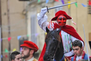 Carnevale di Palermo, maschere e costumi