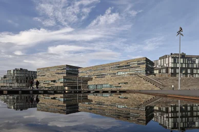 Landsbankinn bank