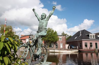 joop zoetemelk statue