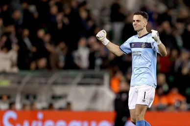 Leon Pohls, Shamrock Rovers goalkeeper