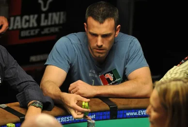 Ben Affleck gioca a poker Ben Affleck