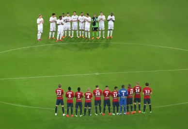 Derby du Nord LOSC–RC Lens — joueurs du Lille Olympique Sporting Club alignés.