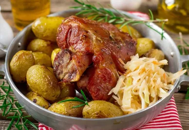Nemecká kuchyňa, Eisbein Eisbein hlavné jedlo nemeckej kuchyne