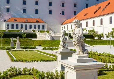 Zimný jazdiareň v Bratislavskom hrade Bratislavský hrad