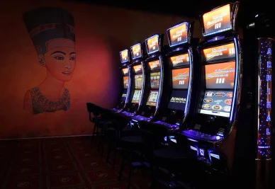 Casino Admiral Trnava herné automaty a terminály Hracie automaty a terminály v kasíne Admiral Trnava