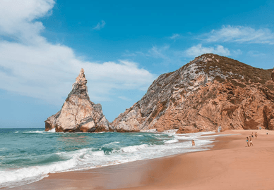 Os Encantos Escondidos da Praia da Ursa