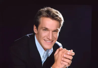 Benjamin Castaldi Studio Gabriel France 2. Benjamin Castaldi débuts télé avec Studio Gabriel.