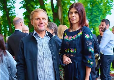 Олег Скрипка з дружиною