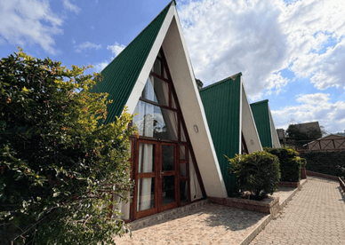 Mvubu Falls Lodge