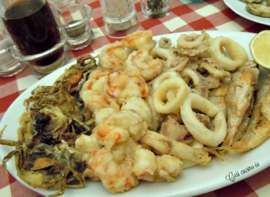 Piatto veneziano frittura di pesce Frittura di pesce