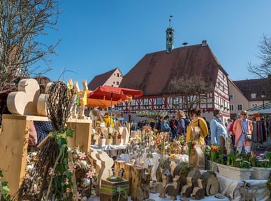 Stimmungsvolle deutsche Ostermärkte mit vielfältigen Angeboten