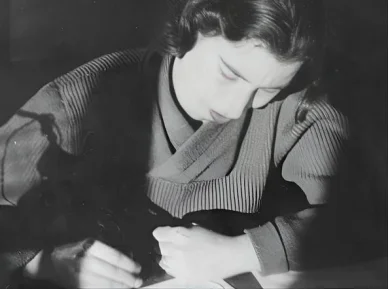 Natalia Ginzburg, 1947 Natalia Ginzburg giovane