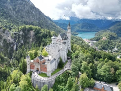 Schloss Neuschwanstein – ein berühmtes Schloss in Deutschland